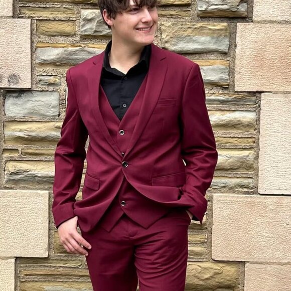 Elegant 3 Piece Slim Fit Beige Suit for Men - Perfect for Weddings & Events - Picture 7 of 8